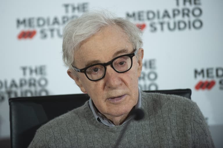 Woody Allen dubs new Dylan and Mia Farrow documentary “shoddy hit piece” Woody Allen dubs new Dylan and Mia Farrow documentary “shoddy hit piece”