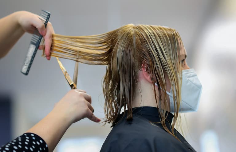 Hairdressers welcome reopening announcement Hairdressers welcome reopening announcement