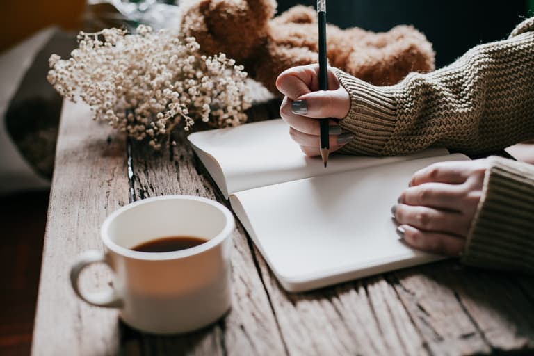 5 amazing benefits that journaling can have on your well-being 5 amazing benefits that journaling can have on your well-being