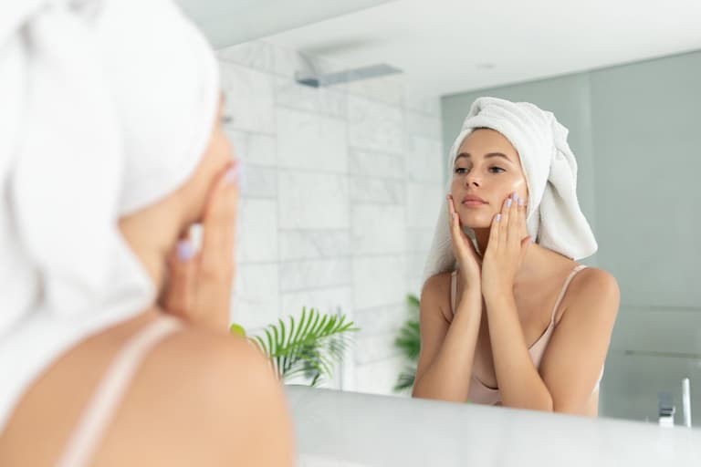 When your skincare routine just doesn’t cut it: 3 simple lifestyle changes you can make for healthier skin When your skincare routine just doesn’t cut it: 3 simple lifestyle changes you can make for healthier skin