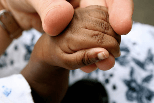 Woman gives birth to nine babies Woman gives birth to nine babies