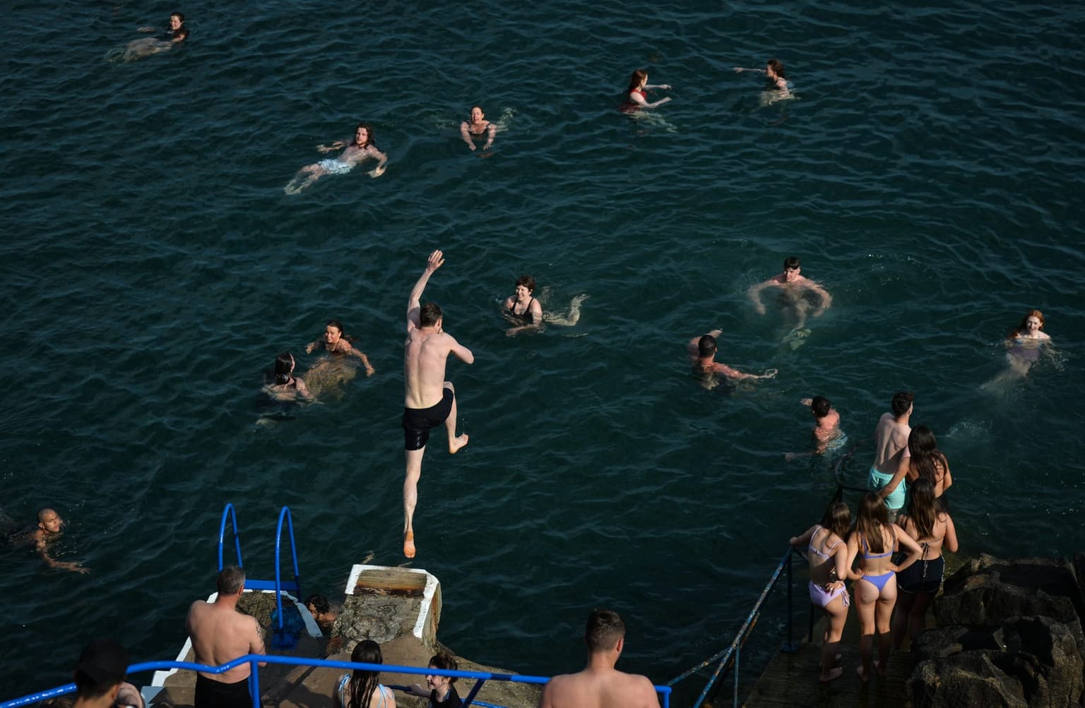 Temperatures to soar to 25 degrees this week, says Met Éireann