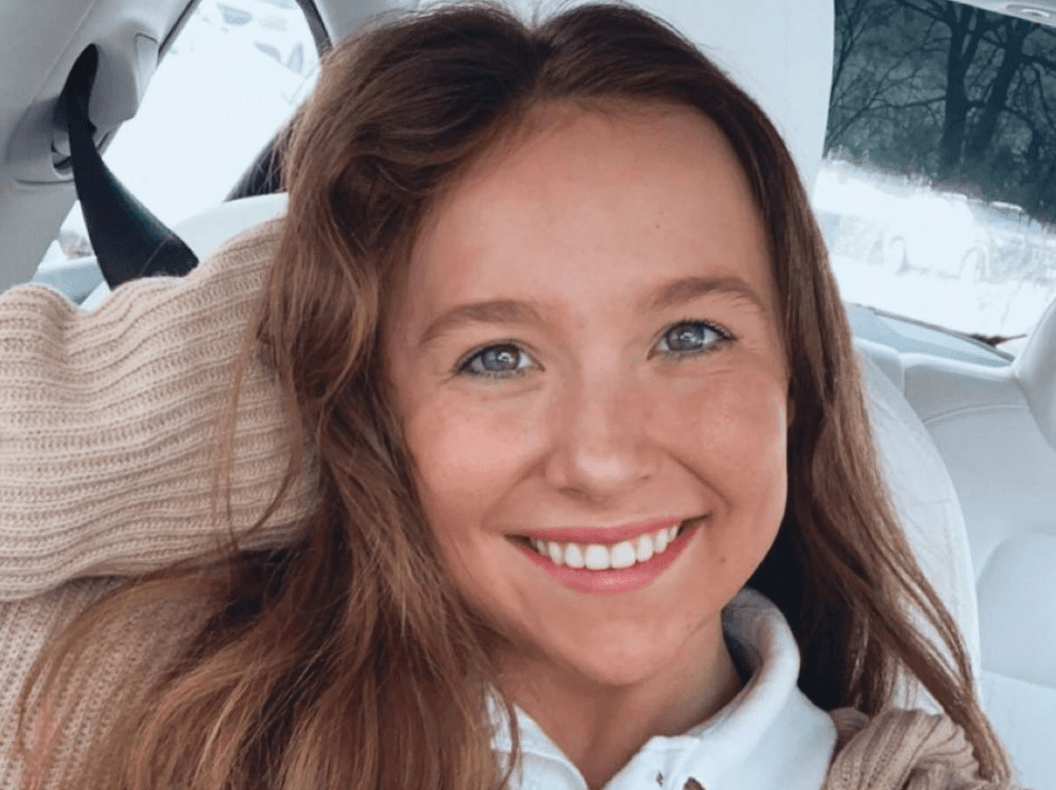 Rose of Tralee contestant says she’ll pull out if she’s forced to be vaccinated
