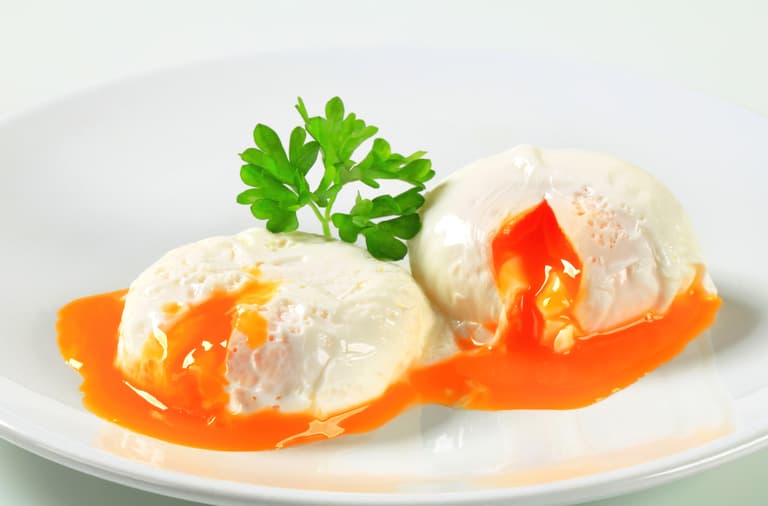 Woman tells Joe Duffy of second degree face burns after YouTube poached egg hack Woman tells Joe Duffy of second degree face burns after YouTube poached egg hack