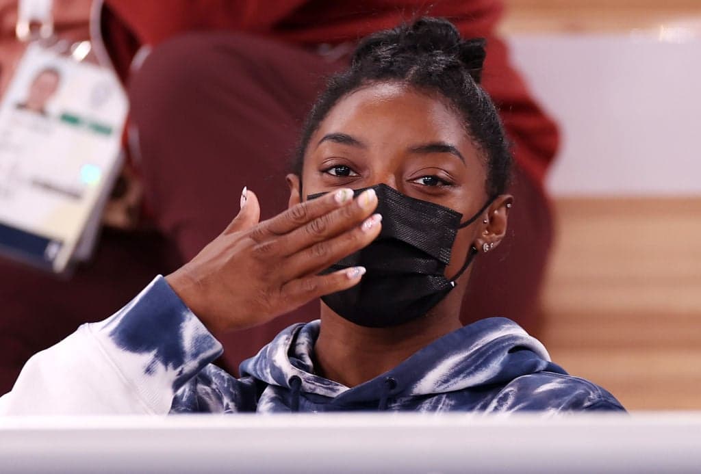 Simone Biles thanks fans for “outpouring of love and support” following withdrawal