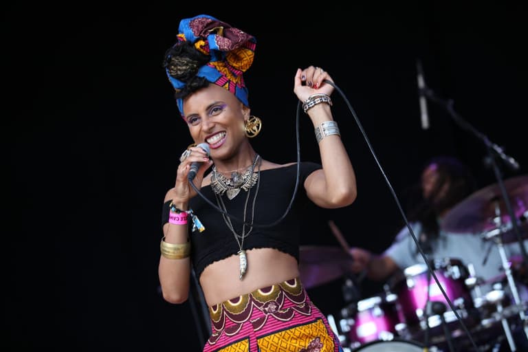Una Healy and Loah are set to present brand new Saturday music show
