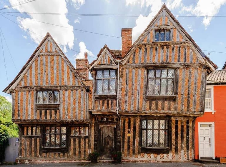 You can now rent out the Harry Potter house on AirBnB You can now rent out the Harry Potter house on AirBnB