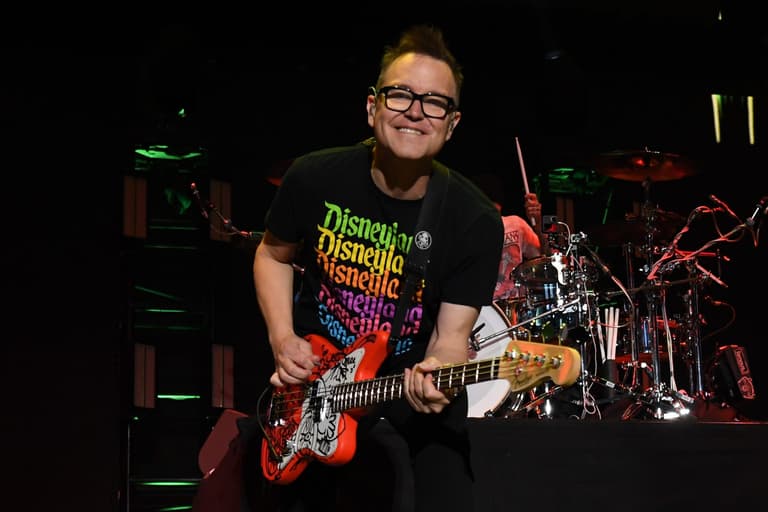 Blink-182’s Mark Hoppus is now cancer-free Blink-182’s Mark Hoppus is now cancer-free