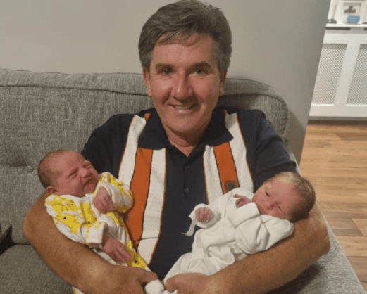 Daniel O’Donnell celebrates welcoming twins to extended family