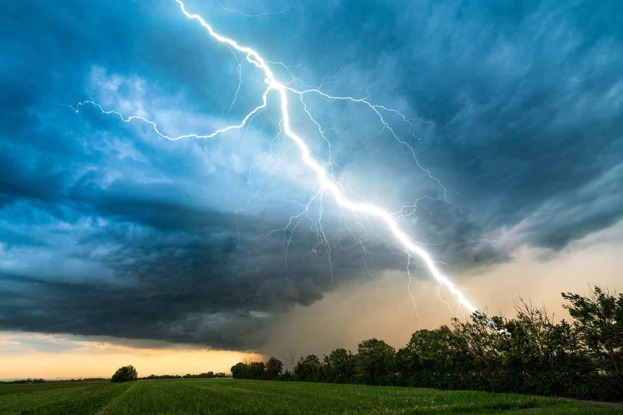 Thunderstorm and rain warnings issued for all of Ireland as Indian summer comes to abrupt halt