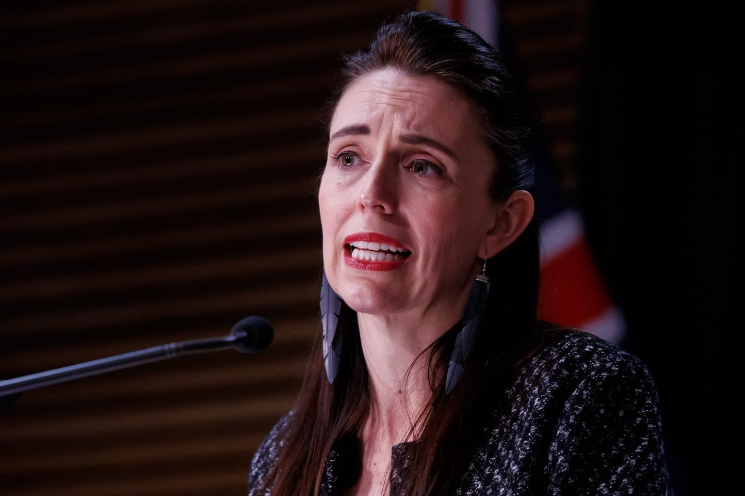 New Zealand abandons ‘zero Covid’ strategy