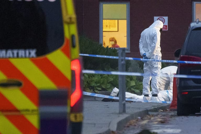 Wife of taxi driver caught up in Liverpool terror attack says he is “lucky to be alive” Wife of taxi driver caught up in Liverpool terror attack says he is “lucky to be alive”