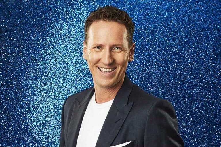 Dancing On Ice 2022 star Brendan Cole rushed to hospital after head injury Dancing On Ice 2022 star Brendan Cole rushed to hospital after head injury
