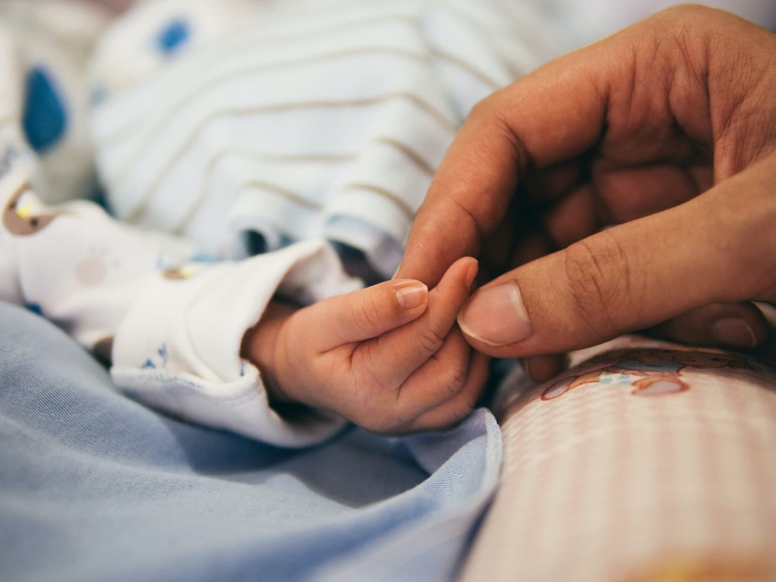 Woman recalls giving birth to surprise baby after cryptic pregnancy