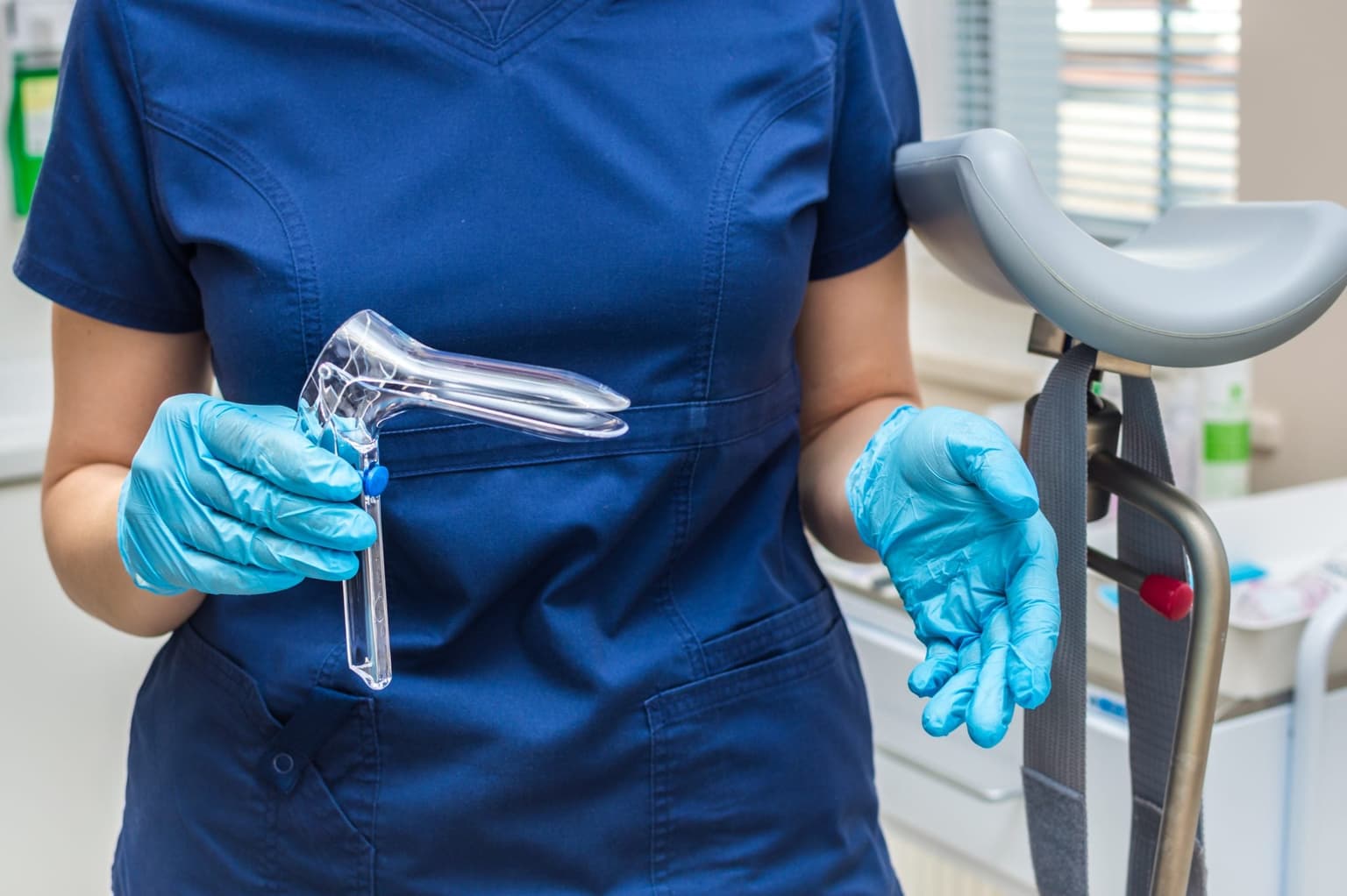 Doctors urge women who missed cervical screening appointments to book them ASAP