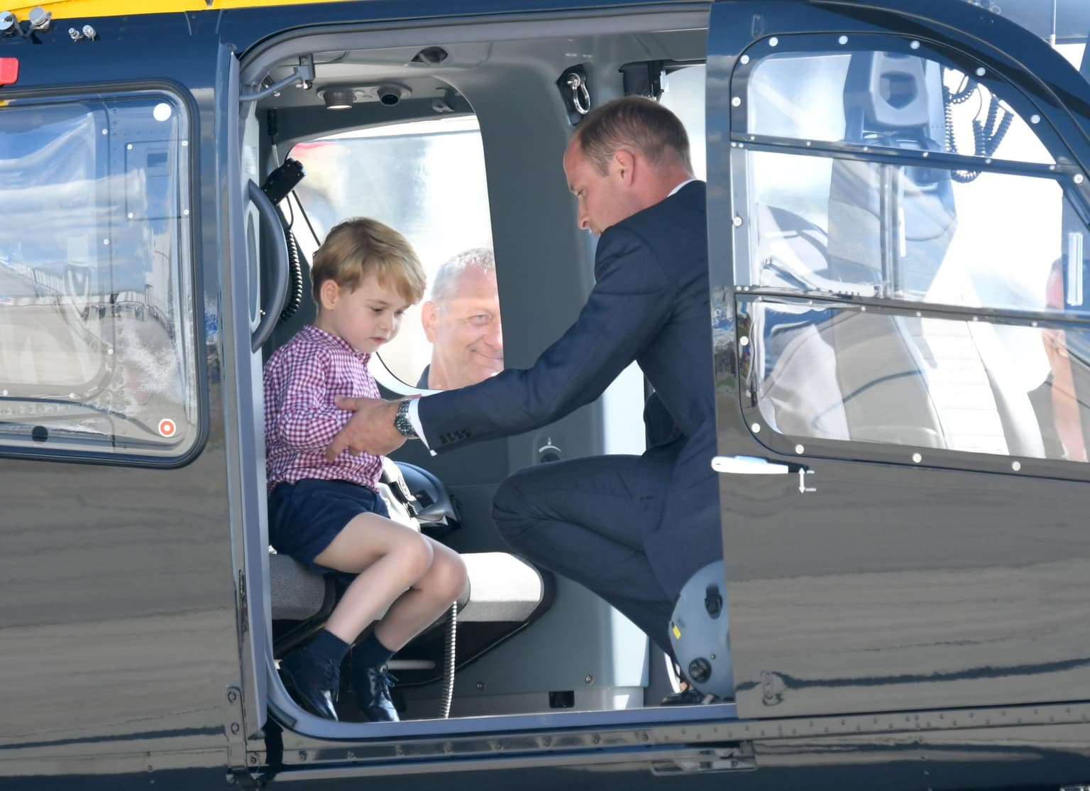 The Queen begs Prince William to stop flying helicopter amid safety concerns