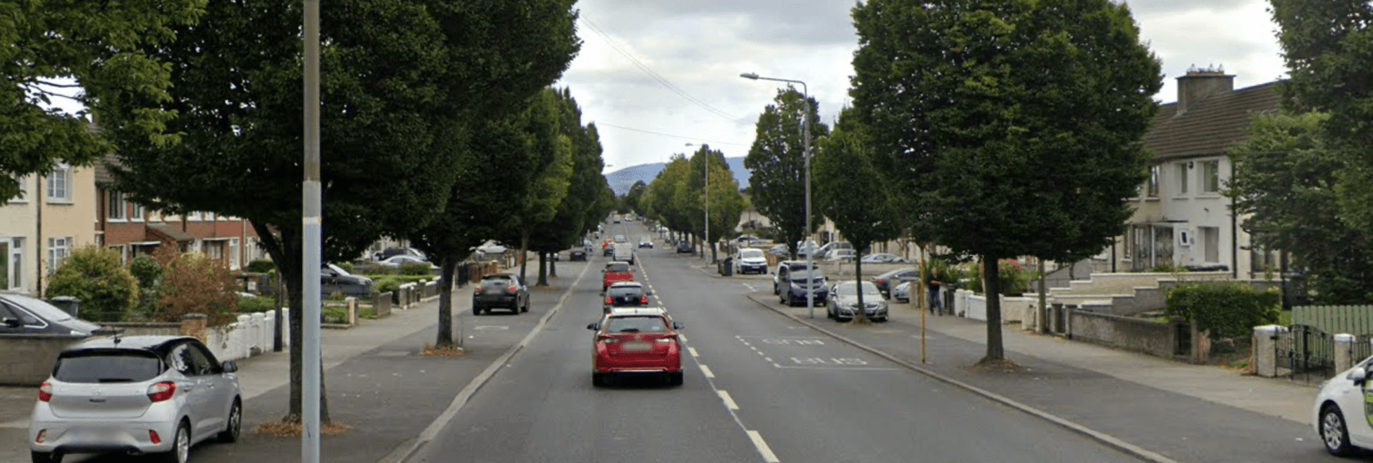 Gardaí launch appeal after teenage girl injured after being hit by van