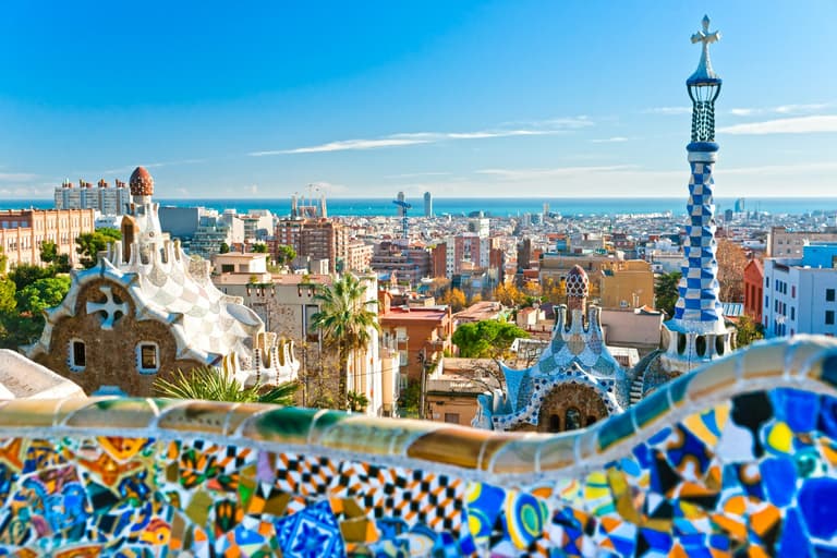 Spain to require masks outdoors as infections jump