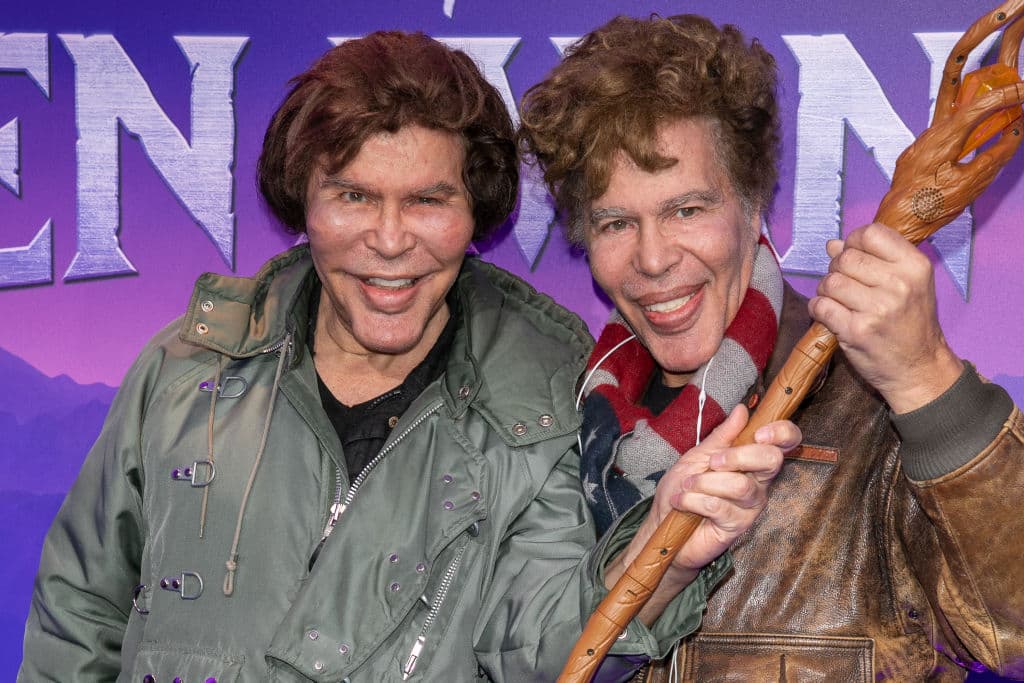 French TV star twins die from Covid-19 only days apart