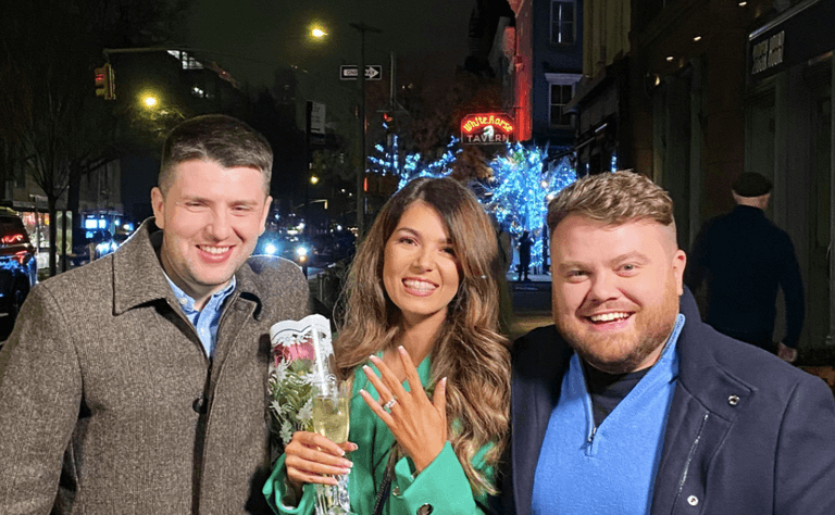 WATCH: CNN’s Donie O’Sullivan reports as Irish couple get engaged on New Year’s Eve WATCH: CNN’s Donie O’Sullivan reports as Irish couple get engaged on New Year’s Eve