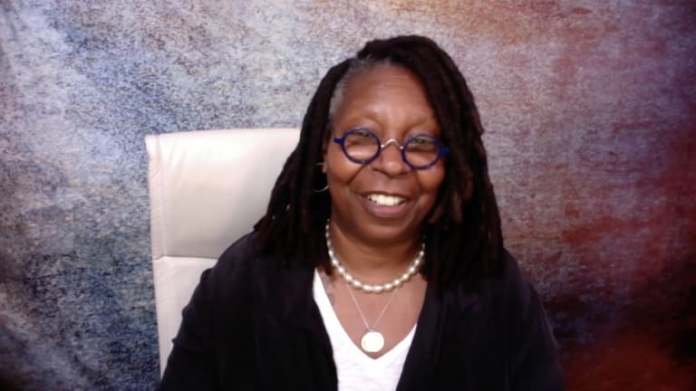 Whoopi Goldberg issues apology after “dangerous” Holocaust comments Whoopi Goldberg issues apology after “dangerous” Holocaust comments
