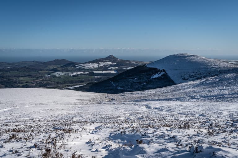 Met Éireann forecasts snow as wintery conditions set for the weekend Met Éireann forecasts snow as wintery conditions set for the weekend