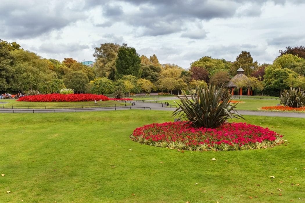 Woman taken to hospital after assault in St. Stephen’s Green