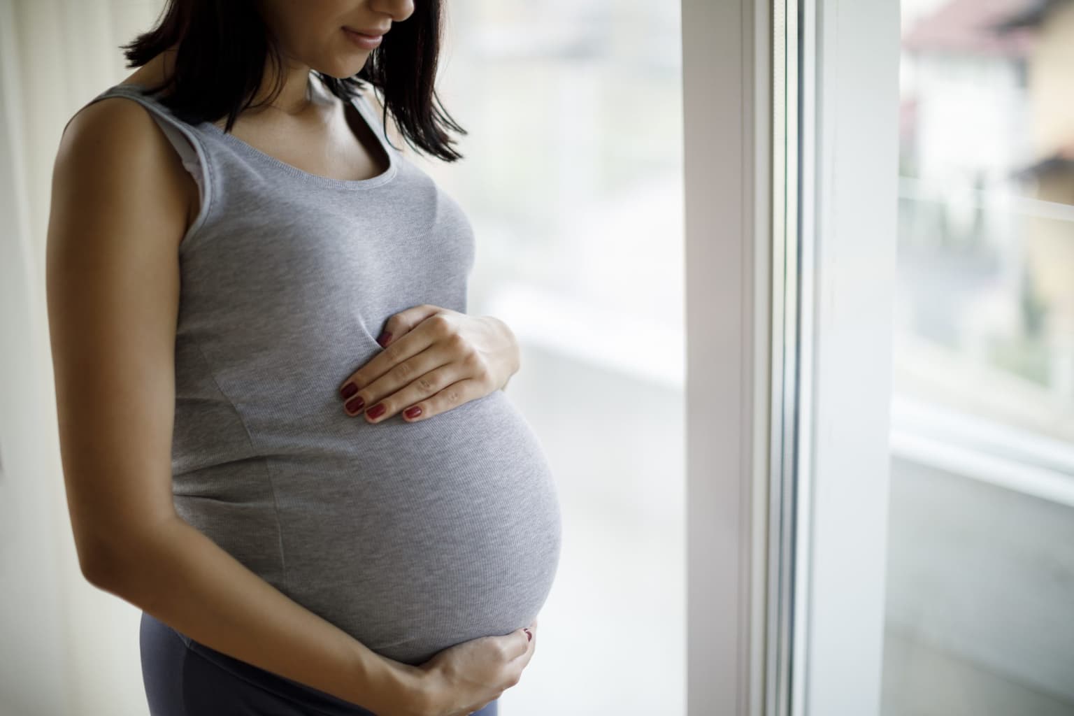 Woman gives birth to baby daughter despite never having sex before