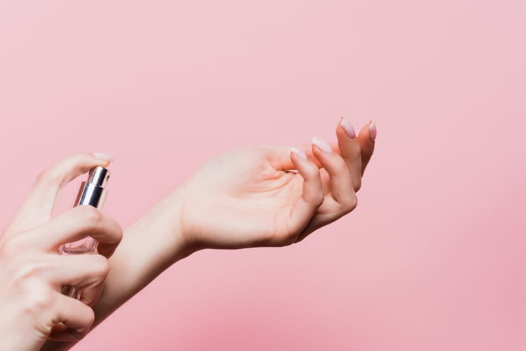 Vabbing: Why people are using their vagina scent as a perfume Vabbing: Why people are using their vagina scent as a perfume