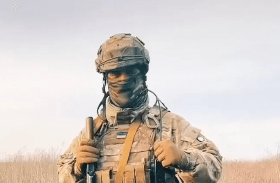 Ukrainian soldier posting TikToks so his daughter can keep up to date with him