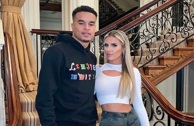 Love Island’s Chloe and Toby respond to split rumours Love Island’s Chloe and Toby respond to split rumours