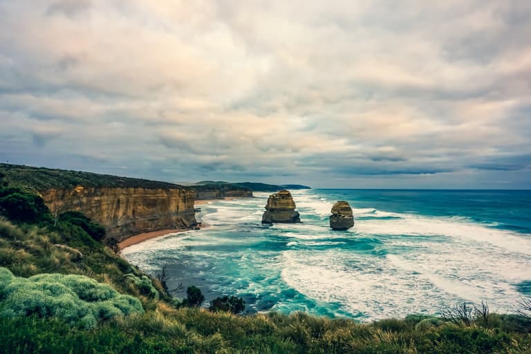 Australia looks to tempt Irish working holidaymakers with €10 flights Down Under Australia looks to tempt Irish working holidaymakers with €10 flights Down Under