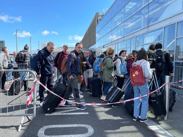 Dublin Airport says over 1,000 people missed flights yesterday