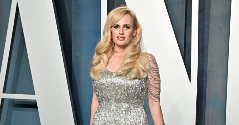 Rebel Wilson claims male co-star sexually harrassed her Rebel Wilson claims male co-star sexually harrassed her
