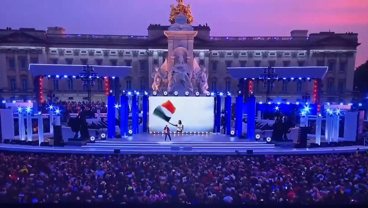 BBC issues correction after using Irish tricolour during jubilee concert