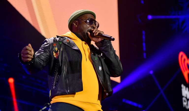 Black Eyed Peas apologise to fans at Galway concert for calling Ireland part of UK Black Eyed Peas apologise to fans at Galway concert for calling Ireland part of UK