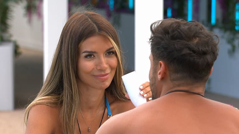 So it seems Ekin-Su once competed as Miss Ireland before Love Island fame