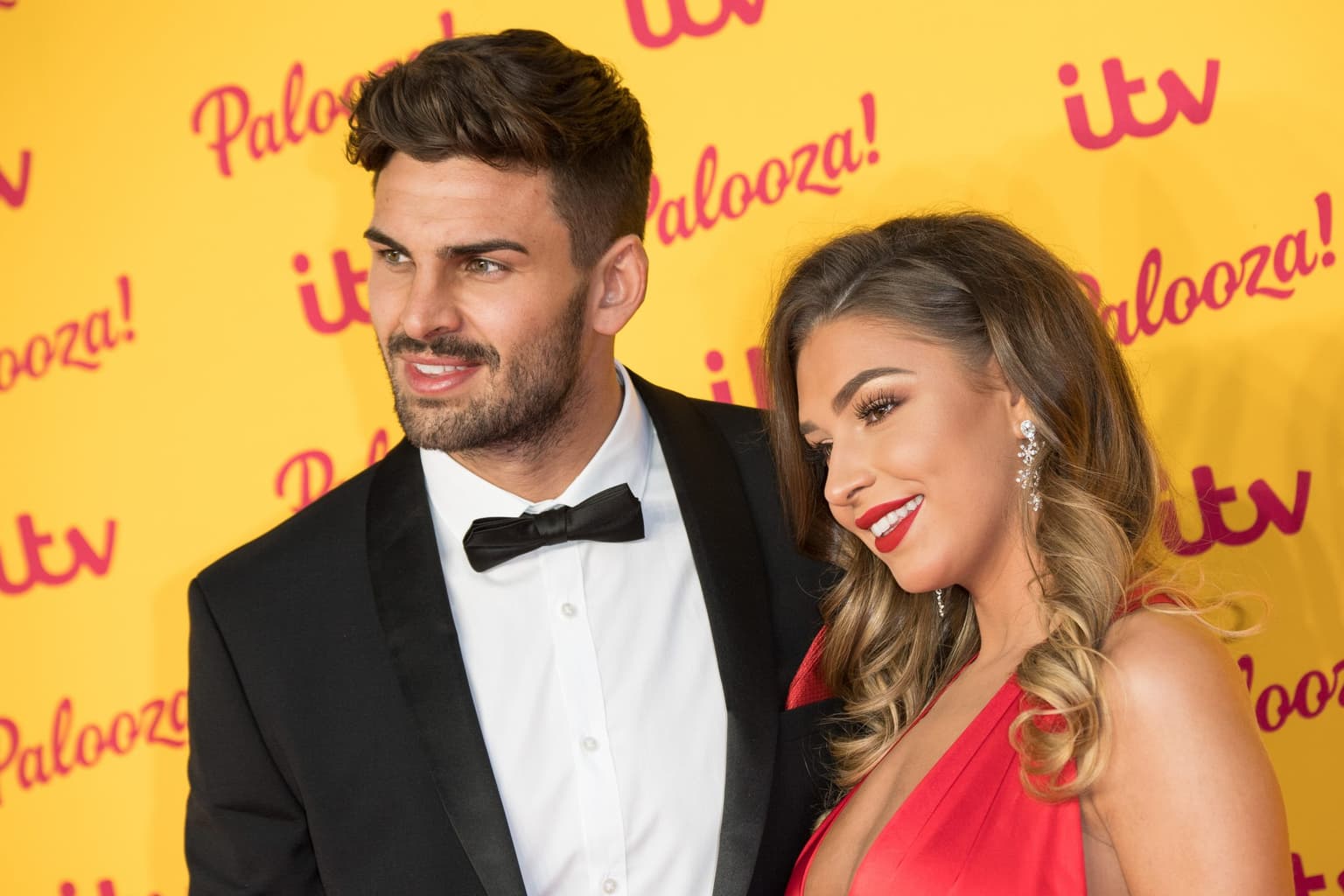 Zara McDermott’s reaction to Adam Collard going back into the villa is everything