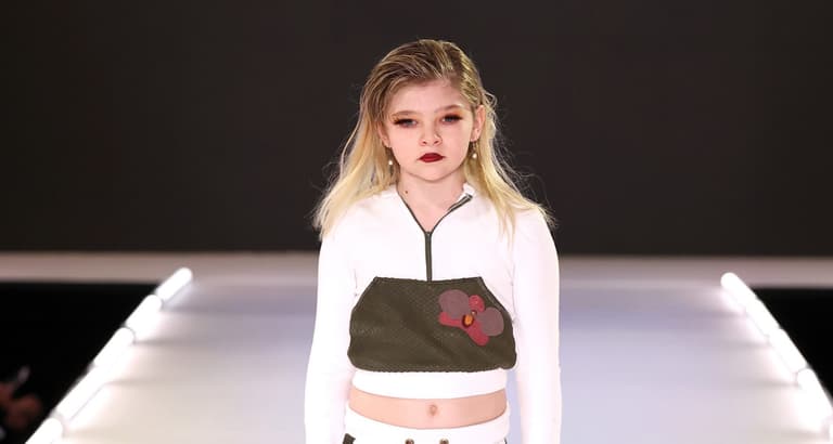 10 year old trans model becomes youngest to walk in New York Fashion Week 10 year old trans model becomes youngest to walk in New York Fashion Week