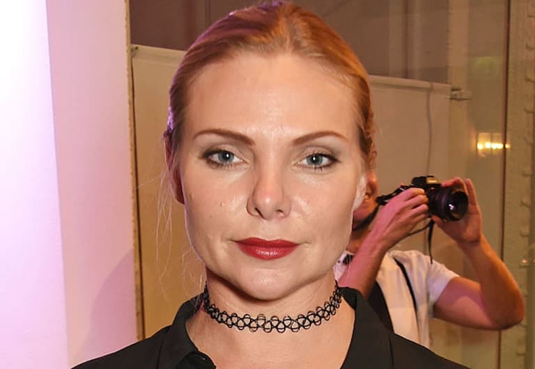 Samantha Womack recuperating following breast cancer diagnosis Samantha Womack recuperating following breast cancer diagnosis