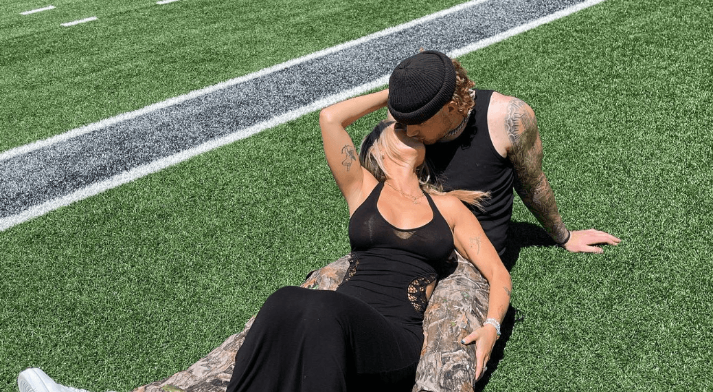 Girlfriend of late footballer shares pregnancy news one month after his death