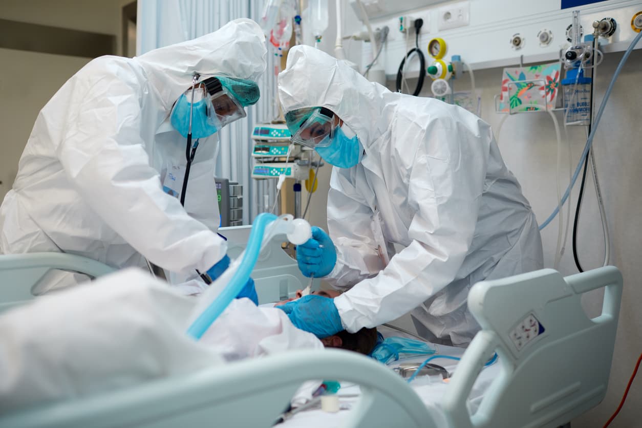 Tax-free payment of €100,000 available to families of healthcare workers who died from Covid