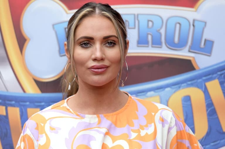 TOWIE’s Amy Childs reveals she’s pregnant with twins TOWIE’s Amy Childs reveals she’s pregnant with twins