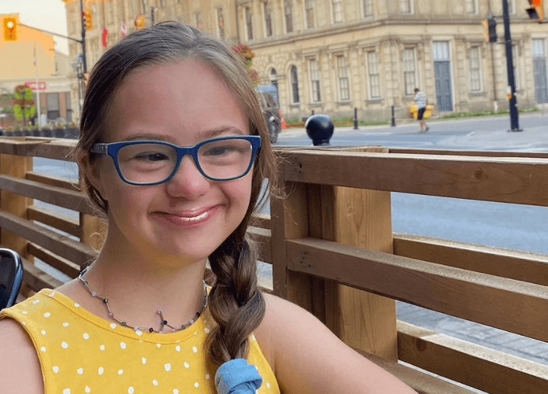 Teenage model with Down Syndrome makes history at NYFW Teenage model with Down Syndrome makes history at NYFW