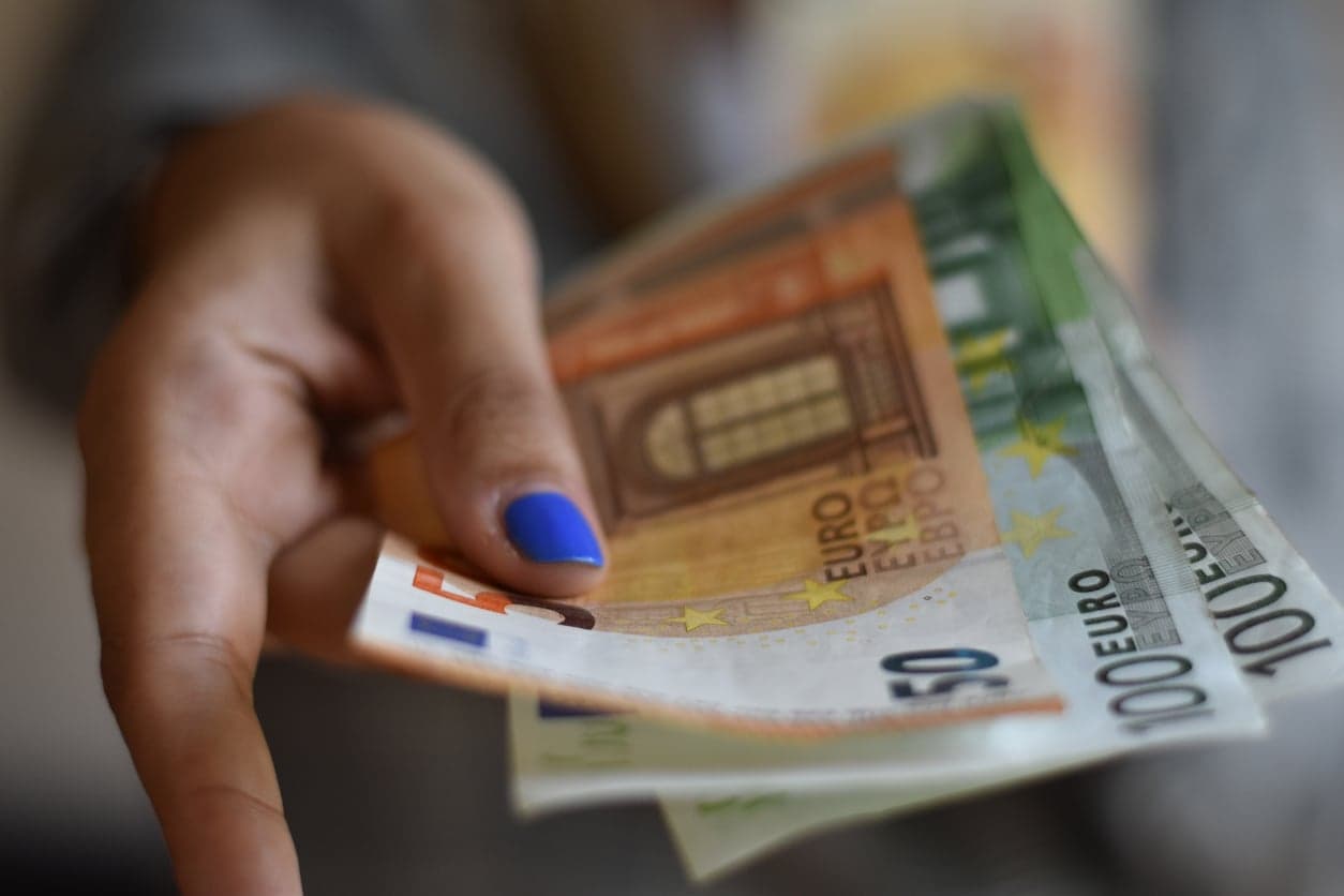 Budget 2025 ‘will not reduce overall poverty levels’ according to ESRI