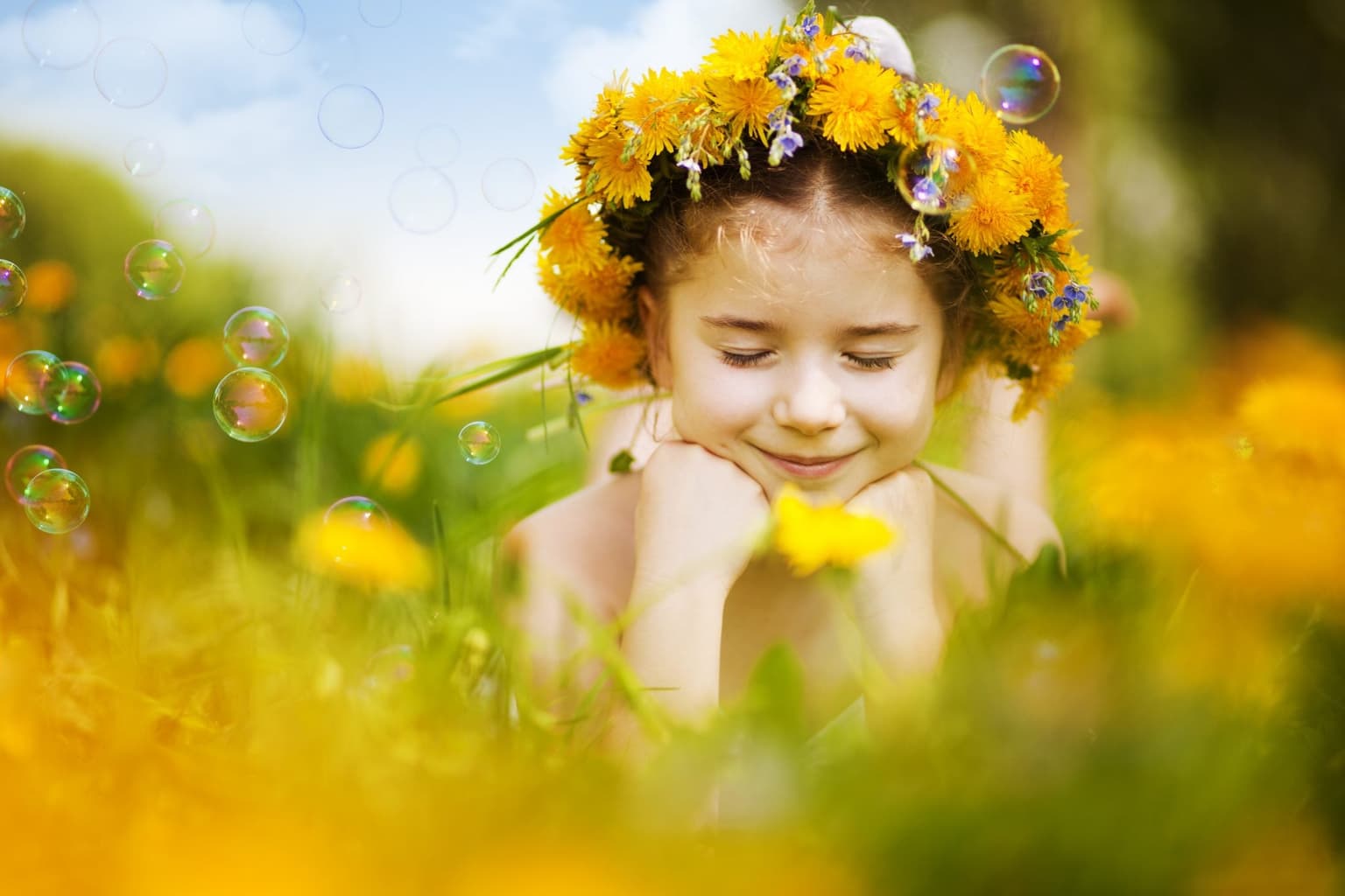 20 floral-inspired baby names which would be perfect for your little blossom