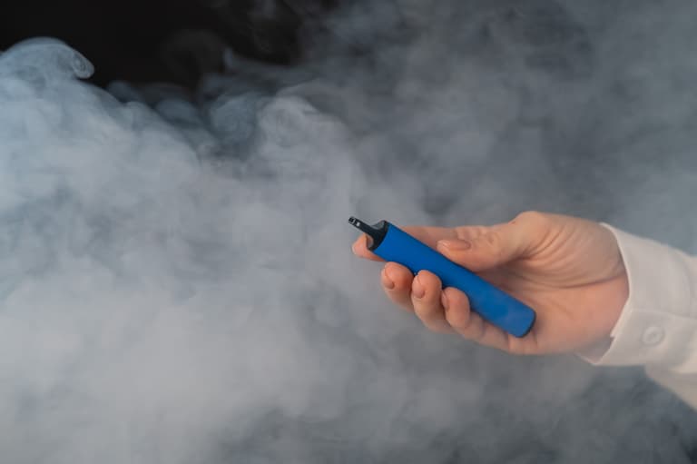 Government planning complete ban of disposable vapes Government planning complete ban of disposable vapes