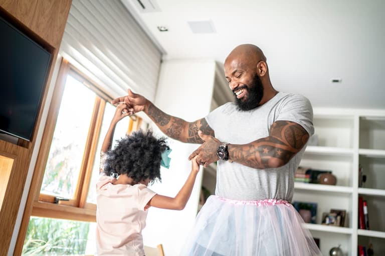 Father believes he should be paid for babysitting his own daughter