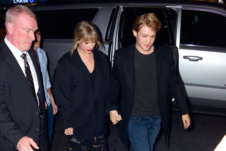 Taylor Swift’s ex-Joe Alwyn is ‘distraught’ at new Matty Healy romance Taylor Swift’s ex-Joe Alwyn is ‘distraught’ at new Matty Healy romance