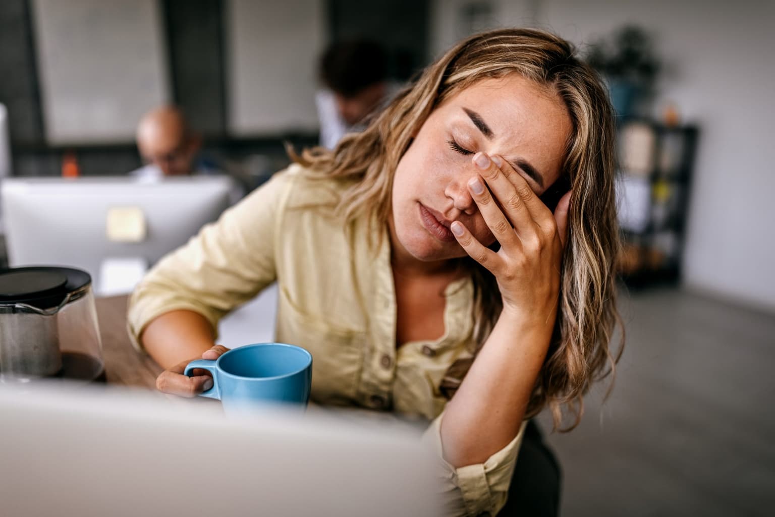 Expert reveals genius tips on how to avoid jet lag on your next long-haul trip